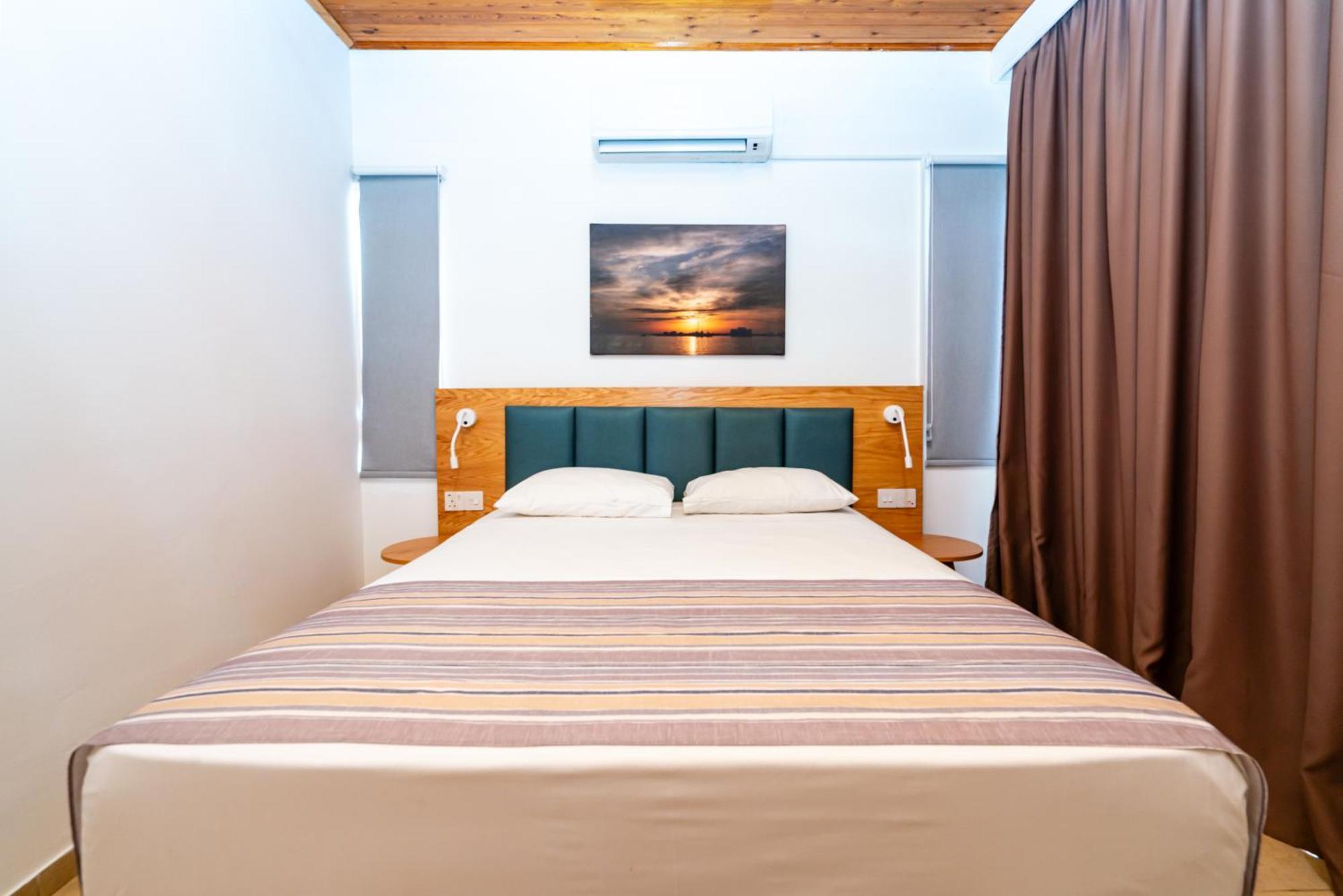 Appartamento Helios 2 Paphos Esterno foto